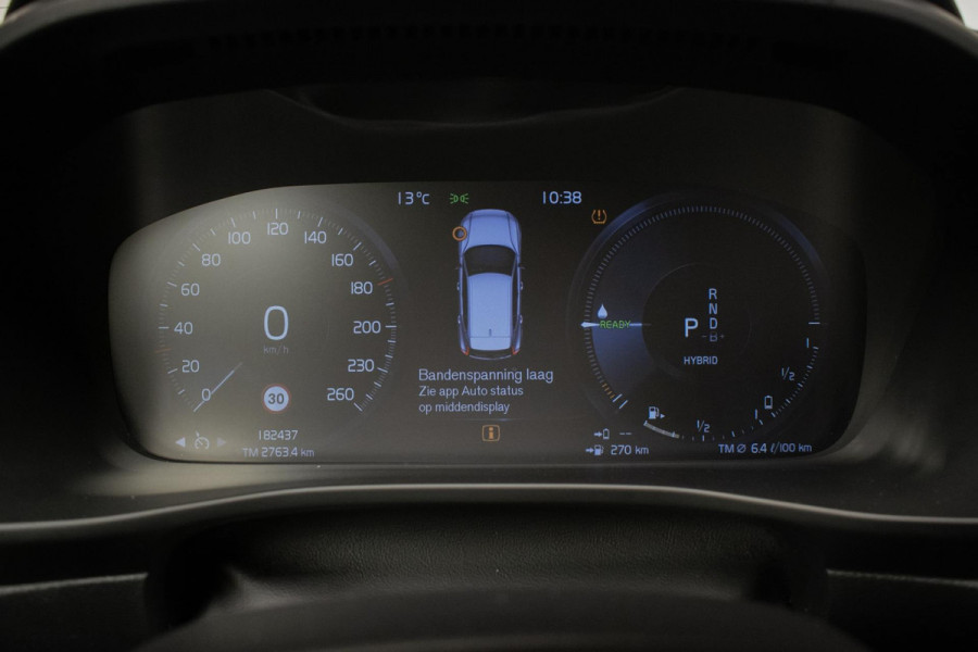 Volvo XC40 1.5 T4 Recharge Inscription Expression (APPLE CARPLAY,NAVI,LED,HARMAN/KARDON,SPORTSTOELEN,TREKHAAK,360 VIEW,CAMERA,PDC)