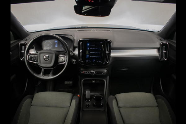Volvo XC40 1.5 T4 Recharge Inscription Expression (APPLE CARPLAY,NAVI,LED,HARMAN/KARDON,SPORTSTOELEN,TREKHAAK,360 VIEW,CAMERA,PDC)