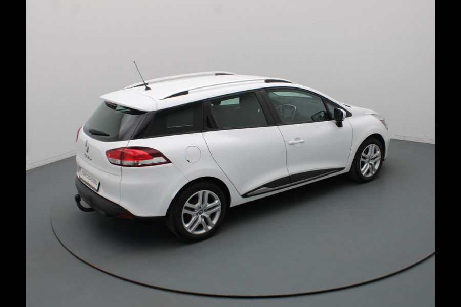 Renault Clio Estate 90pk TCe Zen Airco | Cruise | Carplay | Parkeersens. achter | Trekhaak