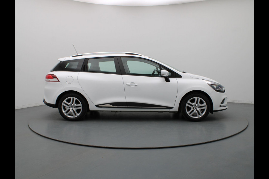 Renault Clio Estate 90pk TCe Zen Airco | Cruise | Carplay | Parkeersens. achter | Trekhaak