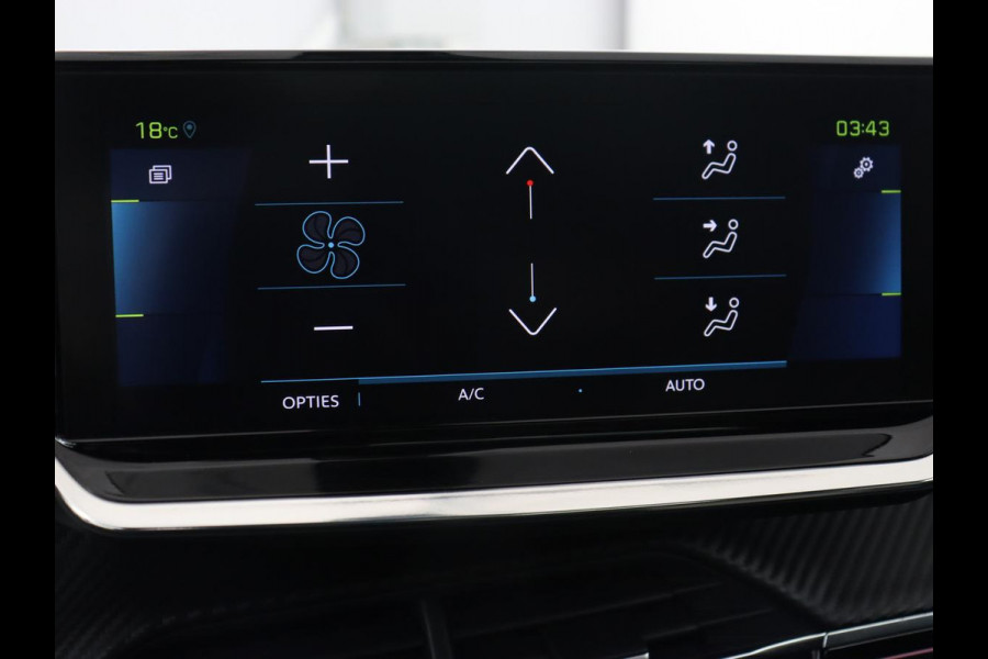 Peugeot e-2008 EV GT 50 kWh | Panoramadak | Stoelverwarming | Carplay | Adaptive cruise | Alcantara | Keyless | Camera | Full LED