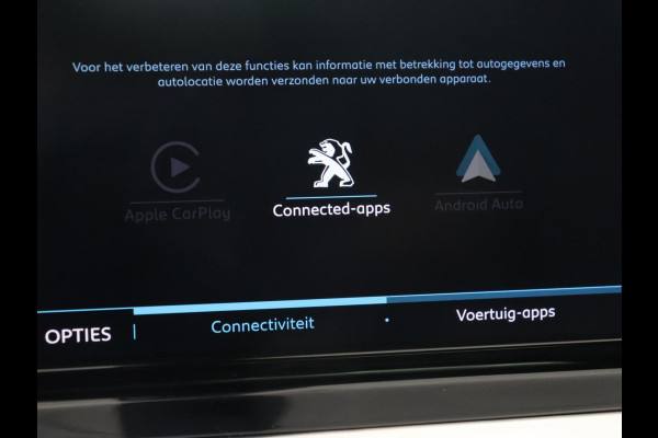 Peugeot e-2008 EV GT 50 kWh | Panoramadak | Stoelverwarming | Carplay | Adaptive cruise | Alcantara | Keyless | Camera | Full LED