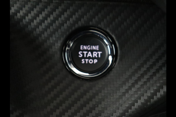 Peugeot e-2008 EV GT 50 kWh | Panoramadak | Stoelverwarming | Carplay | Adaptive cruise | Alcantara | Keyless | Camera | Full LED