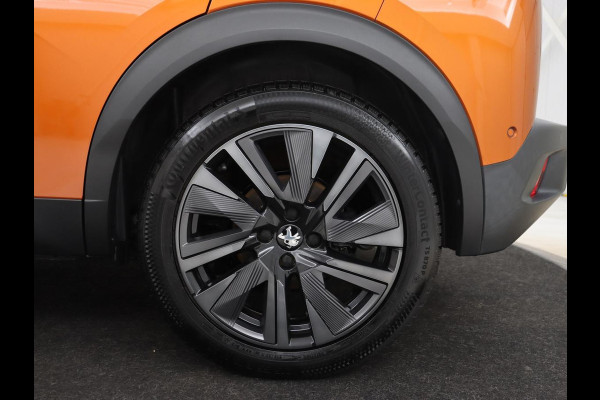 Peugeot e-2008 EV GT 50 kWh | Panoramadak | Stoelverwarming | Carplay | Adaptive cruise | Alcantara | Keyless | Camera | Full LED