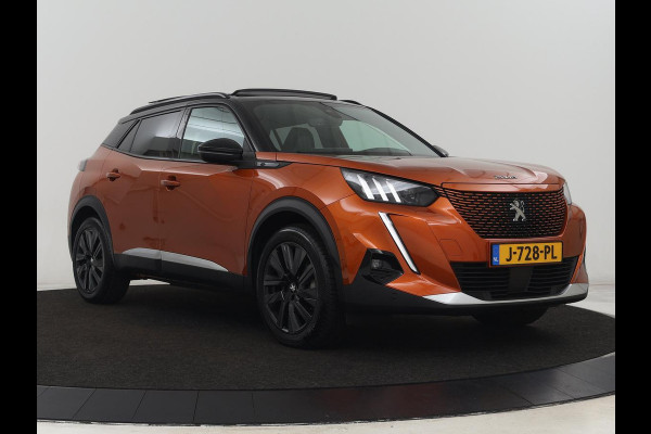 Peugeot e-2008 EV GT 50 kWh | Panoramadak | Stoelverwarming | Carplay | Adaptive cruise | Alcantara | Keyless | Camera | Full LED
