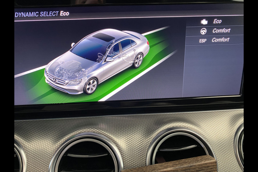 Mercedes-Benz E-Klasse 200 Business Solution AMG Upgrade Edition Panodak /Camera/ orgineel nederlands geleverde auto aan ambasade