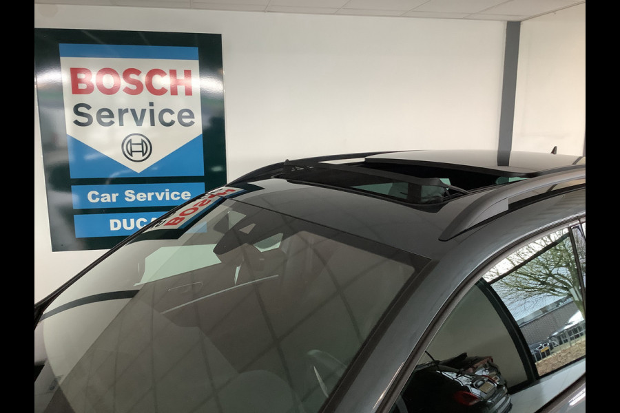 Seat Ateca 1.5 TSI FR Business Intense Panodak, Automaat, Keyless entry en start, Dealer onderhouden Dodehoek detectie, Beats audio en wegklapbare trekhaak