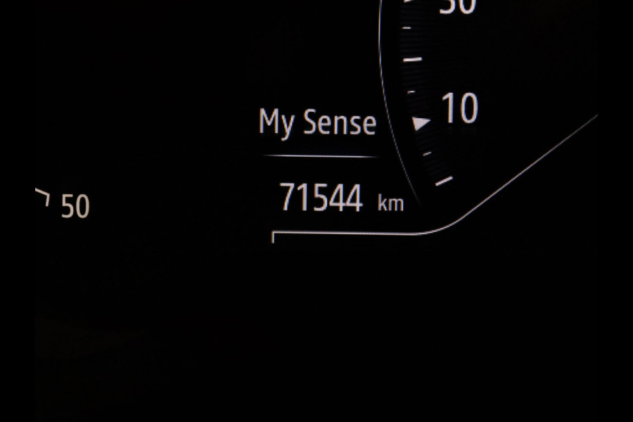 Renault Captur 100pk TCe Intens Cruise | Climate | Carplay | Navi | Parkeersens. achter