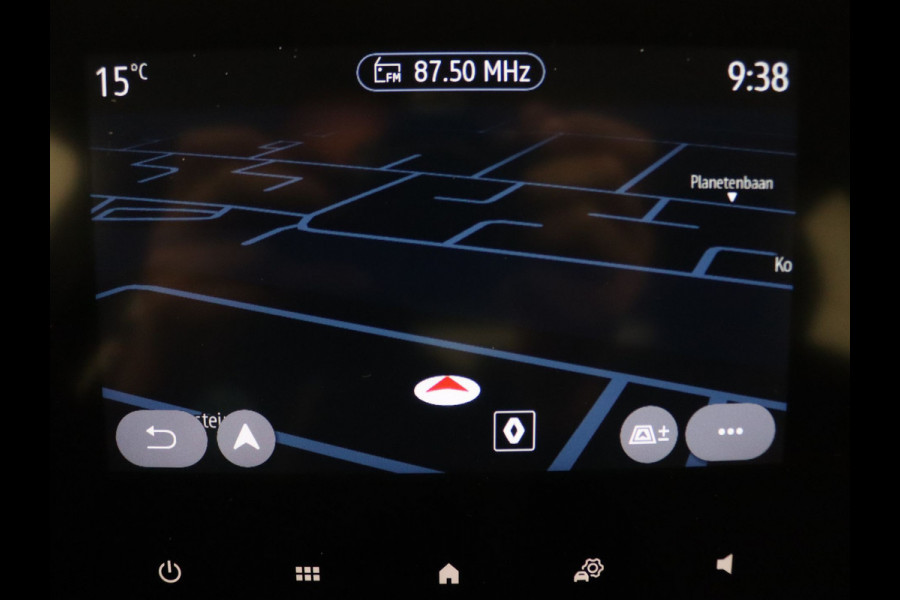 Renault Captur 100pk TCe Intens Cruise | Climate | Carplay | Navi | Parkeersens. achter