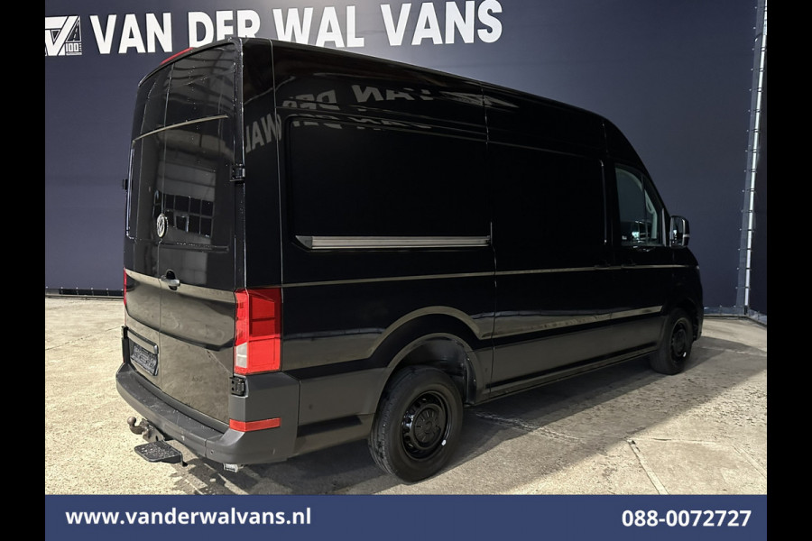 Volkswagen Crafter 2.0 TDI 141pk L3H3 L2H2 Euro6 Airco | 3000kg Trekhaak | Apple Carplay | Android Auto Cruisecontrol, Stoelverwarming, Parkeersensoren, Bijrijdersbank
