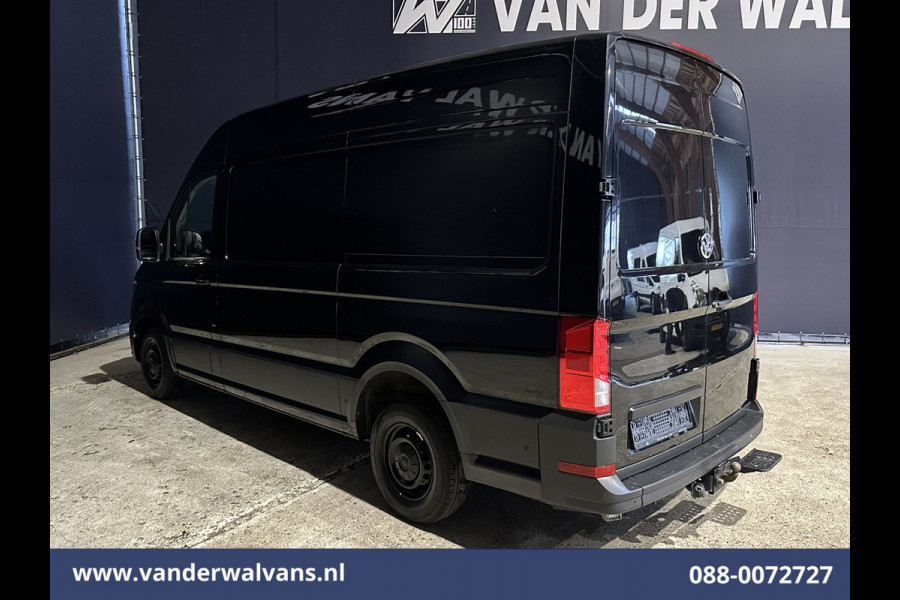Volkswagen Crafter 2.0 TDI 141pk L3H3 L2H2 Euro6 Airco | 3000kg Trekhaak | Apple Carplay | Android Auto Cruisecontrol, Stoelverwarming, Parkeersensoren, Bijrijdersbank