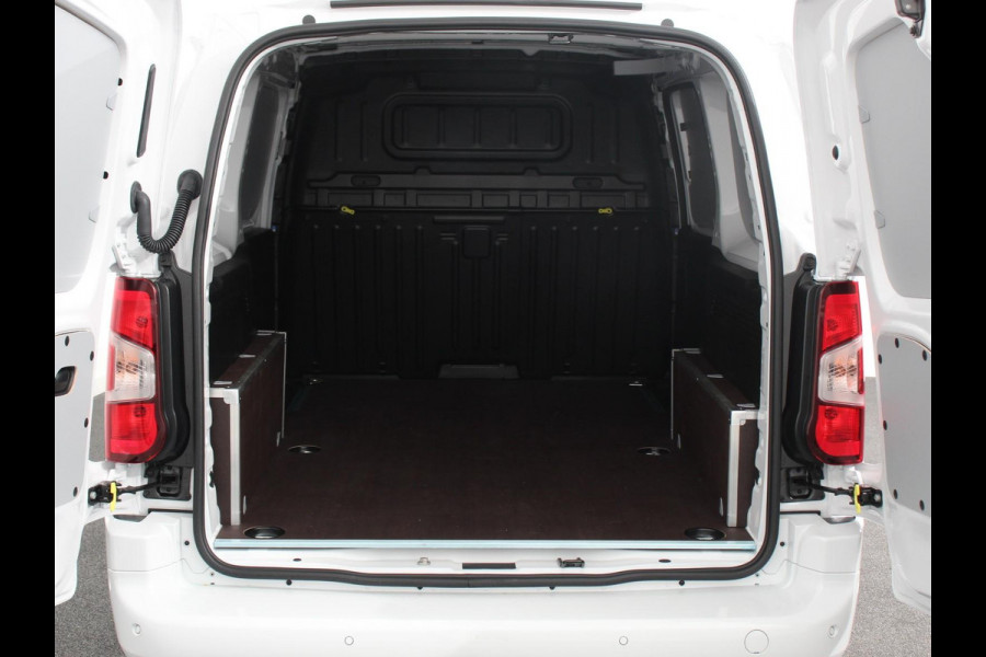 Opel Combo 1.5 BlueHDi 130 S&S L2 Automaat | Apple Carplay / Android Auto | Navigatie | Trekhaak | Airco | Camera Cruise Control | Parkeersensoren V+A | DAB