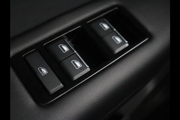 Aiways U5 63 kWh Premium | Panoramadak | Leder | Stoelverwarming | Adaptive cruise | Carplay | 360 camera | Full LED | Keyless