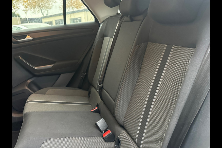 Volkswagen T-Roc 1.0 TSI Style Business Virtual / Trekhaak