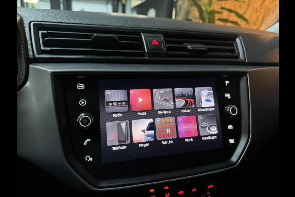 Seat Ibiza 1.0 TSI Style Garantie Trekhaak Carplay StoelVW Beats DAB PDC Led Cruise Clima Navi Rijklaar