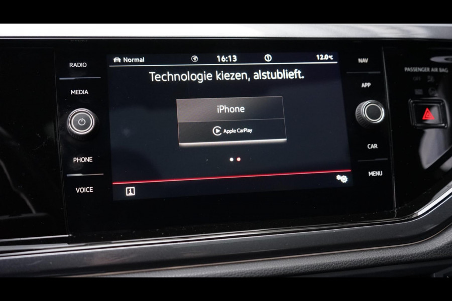 Volkswagen Polo 2.0 TSI GTI AUTOMAAT-ACC-BEATS-CAMERA-CARPLAY-KEYLESS-LED-MODE-NAVIGATIE-PANORAMA-VIRTUEEL