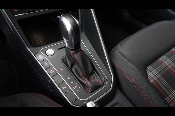 Volkswagen Polo 2.0 TSI GTI AUTOMAAT-ACC-BEATS-CAMERA-CARPLAY-KEYLESS-LED-MODE-NAVIGATIE-PANORAMA-VIRTUEEL