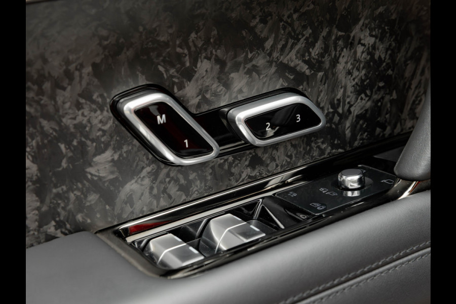 Land Rover Range Rover Sport 3.0 P510e First Edition - Pano - Rear Seat Entertainment - 4-wiel Sturing