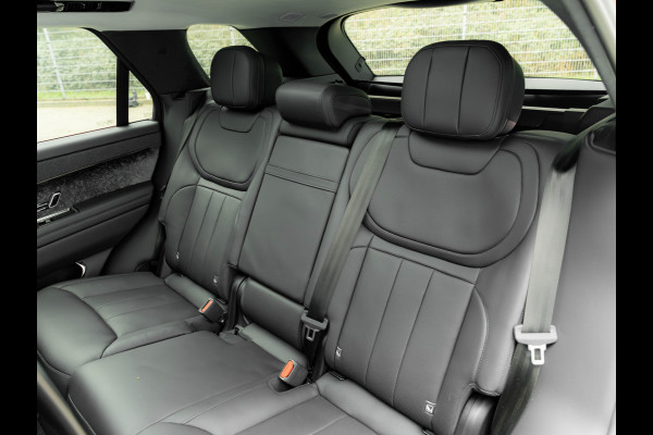 Land Rover Range Rover Sport 3.0 P510e First Edition - Pano - Rear Seat Entertainment - 4-wiel Sturing