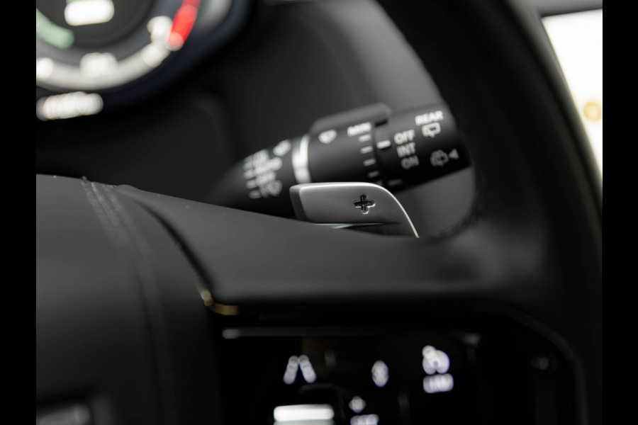 Land Rover Range Rover Sport 3.0 P510e First Edition - Pano - Rear Seat Entertainment - 4-wiel Sturing