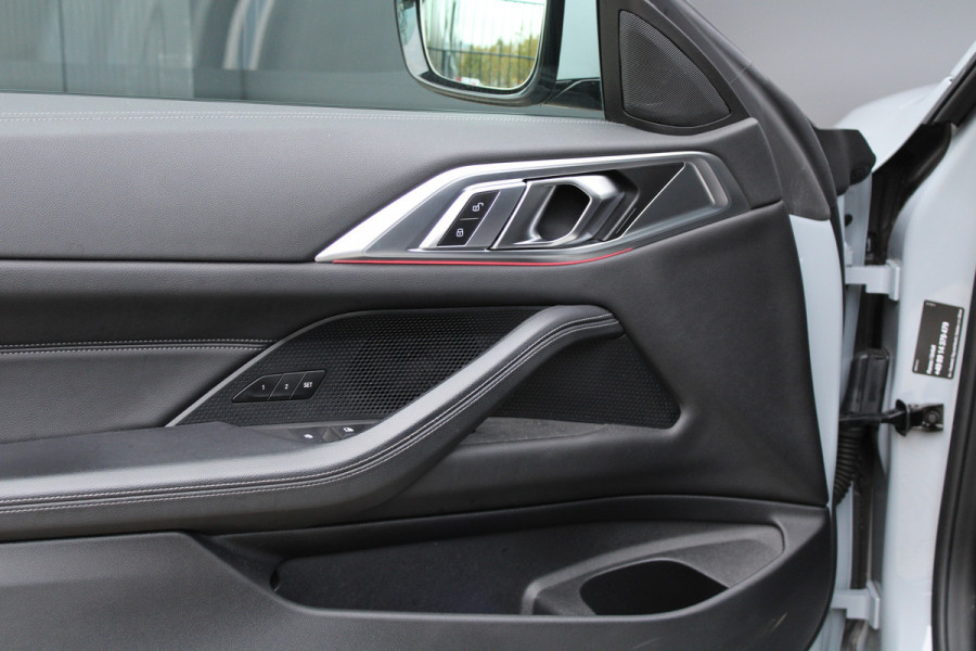 BMW 4 Serie Cabrio 430i | M-SPORT | LASER | MEMORY | AIRSCARF | STUURVERW | LEDER | CARPLAY | CAMERA |