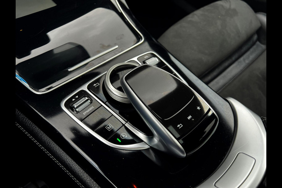 Mercedes-Benz GLC Coupé 250 4MATIC Business Solution AMG Carplay_stuurverw_Trekh