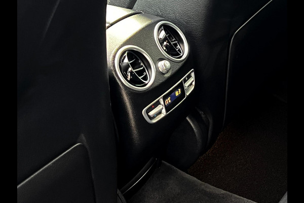 Mercedes-Benz GLC Coupé 250 4MATIC Business Solution AMG Carplay_stuurverw_Trekh