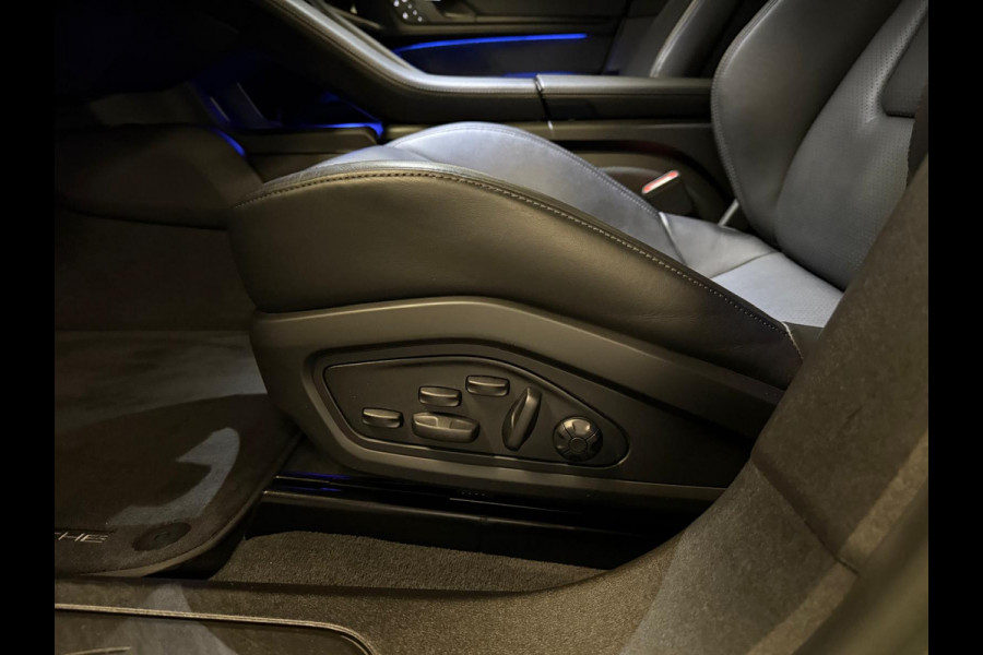 Porsche Taycan Cross Turismo 4 93 kWh OFFROAD DESIGN-18 WEGS-WARMTEPOMP-PANORAMA-CHRONO-ZEER COMPL