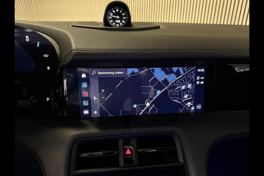 Porsche Taycan Cross Turismo 4 93 kWh OFFROAD DESIGN-18 WEGS-WARMTEPOMP-PANORAMA-CHRONO-ZEER COMPL