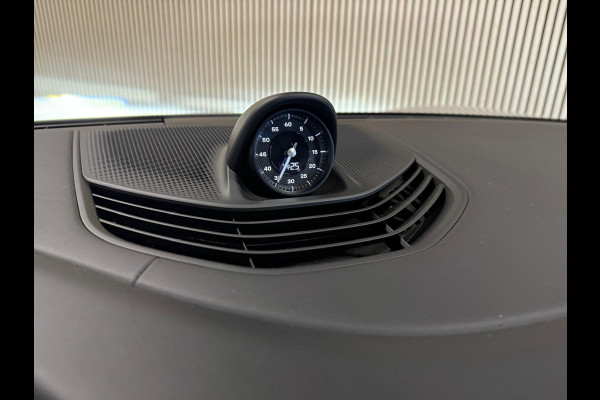 Porsche Taycan Cross Turismo 4 93 kWh OFFROAD DESIGN-18 WEGS-WARMTEPOMP-PANORAMA-CHRONO-ZEER COMPL