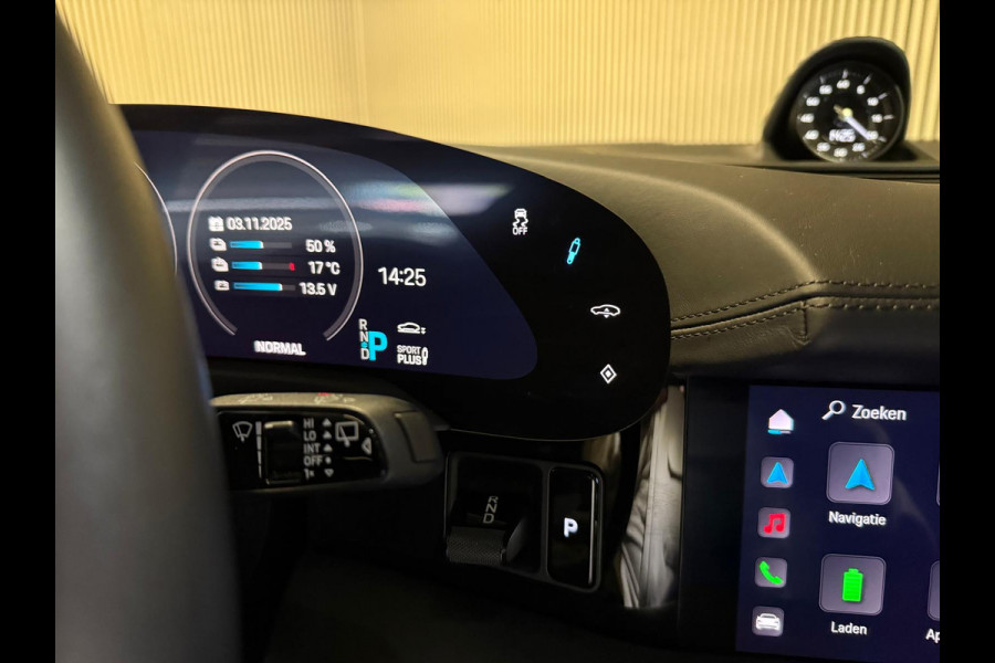 Porsche Taycan Cross Turismo 4 93 kWh OFFROAD DESIGN-18 WEGS-WARMTEPOMP-PANORAMA-CHRONO-ZEER COMPL