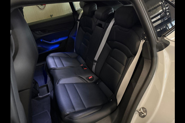 Porsche Taycan Cross Turismo 4 93 kWh OFFROAD DESIGN-18 WEGS-WARMTEPOMP-PANORAMA-CHRONO-ZEER COMPL