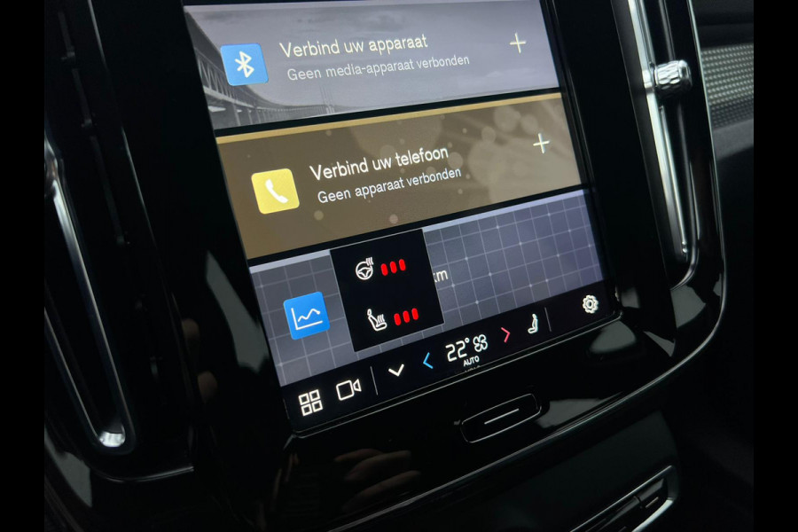 Volvo XC40 Recharge P8 AWD R-Design NL AUTO | LEDER | CAMERA | HARMAN KARDON | STUURWIEL VERW