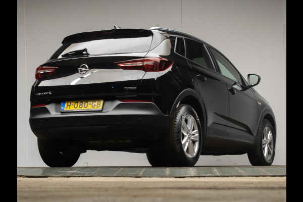 Opel Grandland X 1.2 Turbo Business Executive Sport (APPLE CARPLAY,NAVI,LED,STOELVERWARMING,LANE ASSIST,PDC,CRUISE,SPORTSTOELEN)
