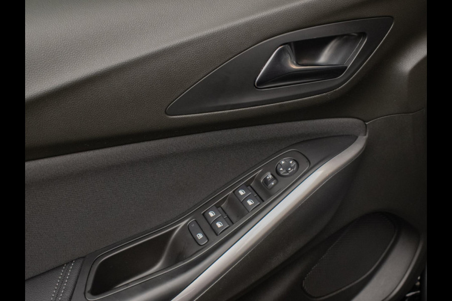 Opel Grandland X 1.2 Turbo Business Executive Sport (APPLE CARPLAY,NAVI,LED,STOELVERWARMING,LANE ASSIST,PDC,CRUISE,SPORTSTOELEN)