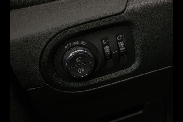 Opel Grandland X 1.2 Turbo Business Executive Sport (APPLE CARPLAY,NAVI,LED,STOELVERWARMING,LANE ASSIST,PDC,CRUISE,SPORTSTOELEN)