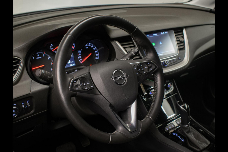 Opel Grandland X 1.2 Turbo Business Executive Sport (APPLE CARPLAY,NAVI,LED,STOELVERWARMING,LANE ASSIST,PDC,CRUISE,SPORTSTOELEN)