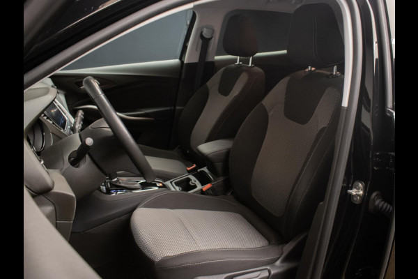 Opel Grandland X 1.2 Turbo Business Executive Sport (APPLE CARPLAY,NAVI,LED,STOELVERWARMING,LANE ASSIST,PDC,CRUISE,SPORTSTOELEN)