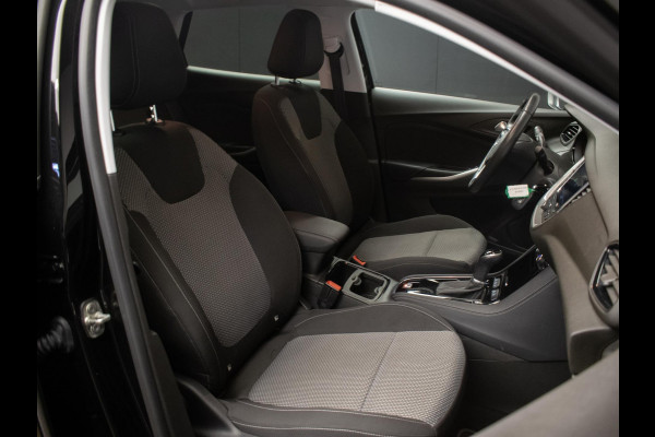Opel Grandland X 1.2 Turbo Business Executive Sport (APPLE CARPLAY,NAVI,LED,STOELVERWARMING,LANE ASSIST,PDC,CRUISE,SPORTSTOELEN)