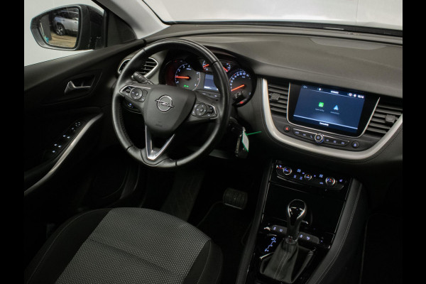 Opel Grandland X 1.2 Turbo Business Executive Sport (APPLE CARPLAY,NAVI,LED,STOELVERWARMING,LANE ASSIST,PDC,CRUISE,SPORTSTOELEN)