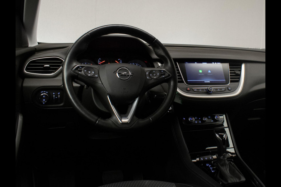 Opel Grandland X 1.2 Turbo Business Executive Sport (APPLE CARPLAY,NAVI,LED,STOELVERWARMING,LANE ASSIST,PDC,CRUISE,SPORTSTOELEN)