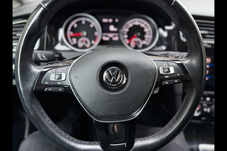 Volkswagen Golf 1.6 TDI Highline Business R l Facelift l Navi l PDC l ACC l Distr VV l Rijdt & Schakelt zeer goed l