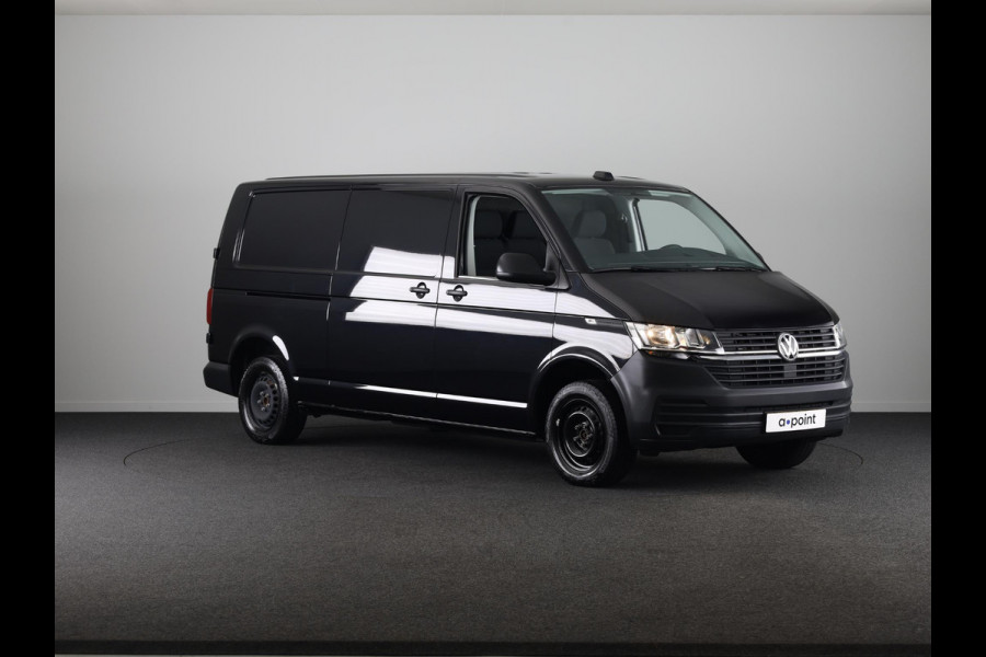 Volkswagen Transporter 2.0 TDI L2H3 28 110 pk | Verlengde garantie | Navigatie via App | Trekhaak | Parkeersensoren achter | Cruise control |