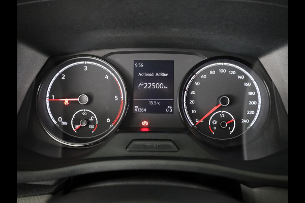 Volkswagen Transporter 2.0 TDI L2H3 28 110 pk | Verlengde garantie | Navigatie via App | Trekhaak | Parkeersensoren achter | Cruise control |