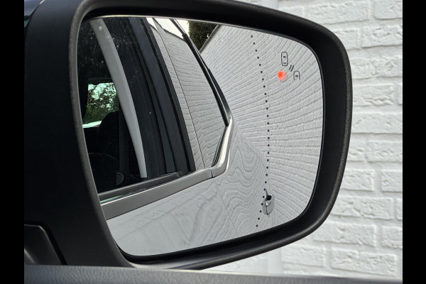 Renault Scénic 1.3 TCe Intens Automaat Adaptive cruise Clima Bose Apple / Android Trekhaak Camera v+a Parkeerhulp