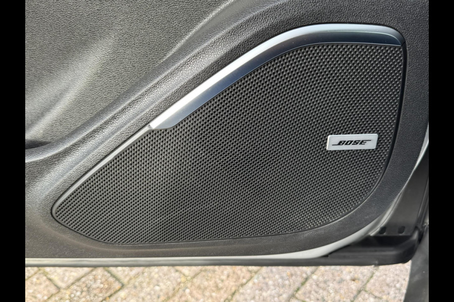 Renault Scénic 1.3 TCe Intens Automaat Adaptive cruise Clima Bose Apple / Android Trekhaak Camera v+a Parkeerhulp