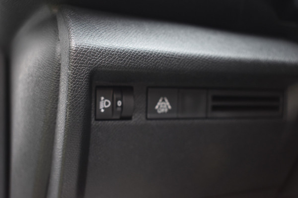 Citroën C4 1.2 Puretech Live Airco Cruisecontrol Carkit Btw auto Nieuwe-distriem