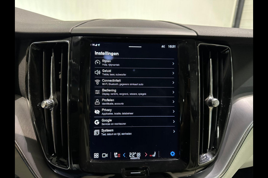 Volvo XC60 T6 Aut. LongRange Inscription Panoramadak Leder Parkeercamera 340pk