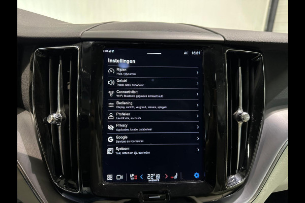 Volvo XC60 T6 Aut. LongRange Inscription Panoramadak Leder Parkeercamera 340pk