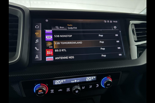 Audi A1 Sportback 30 TFSI S-Line Carplay Cruise Clima PDC